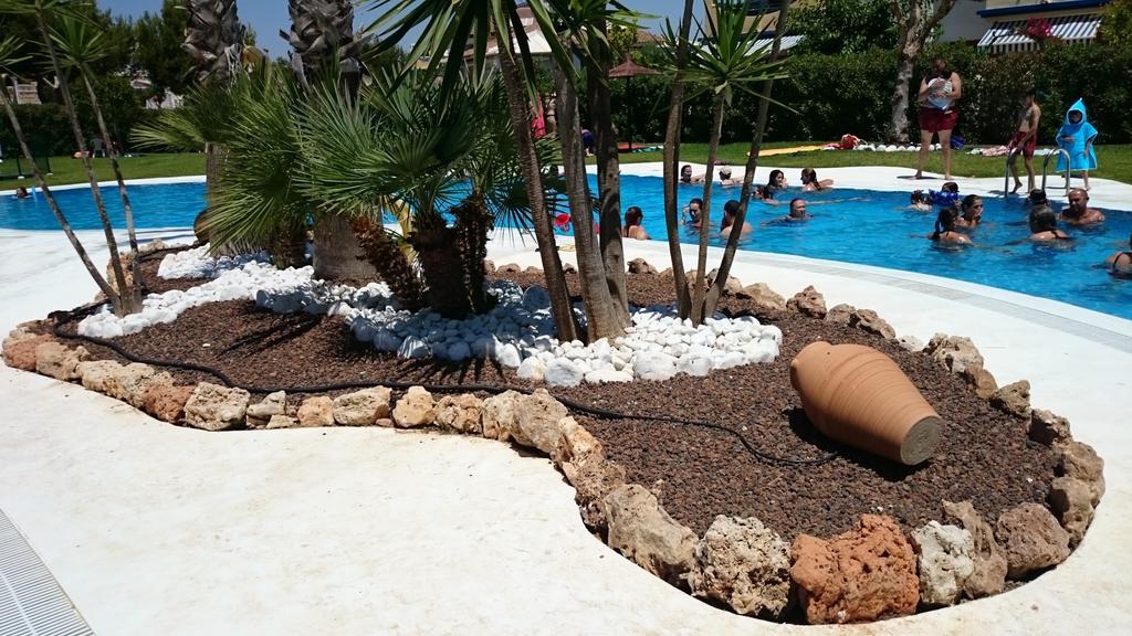 Rosie Apartment Campoamor Bagian luar foto